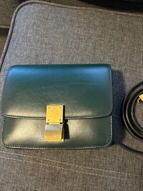 Celine teen box bag green